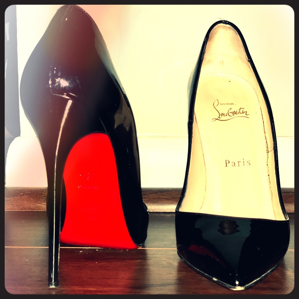 Black RED BOTTOMS So Kate Christian Louboutin